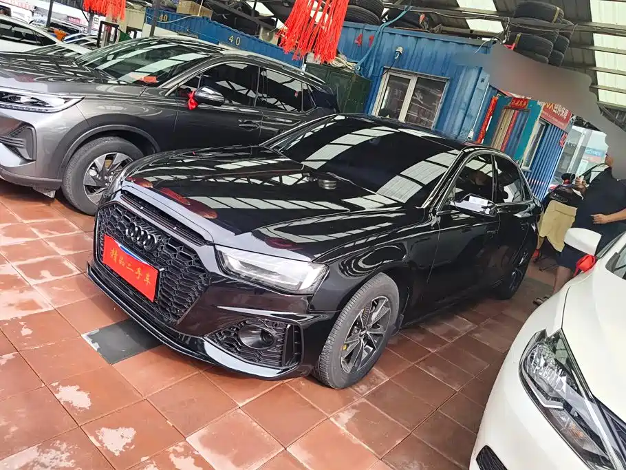 Audi A4L, 2014 год
