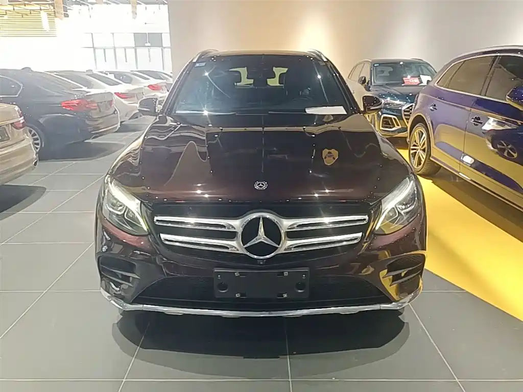 Mercedes-Benz GLC 2019 Facelift GLC 260 L 4MATIC Luxury фото 3