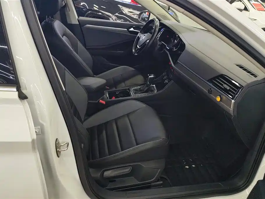 Volkswagen Sagitar 2021 280TSI DSG Comfort Smart Connect Edition фото 8
