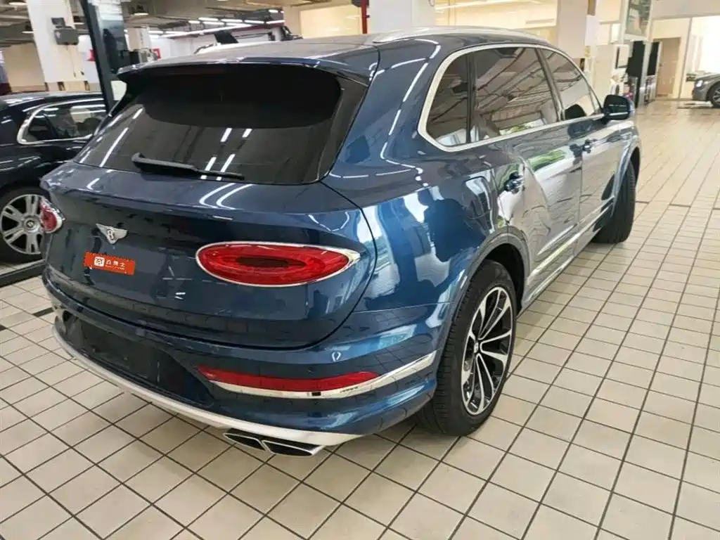 Bentley Bentayga 2025 2024 4.0T V8