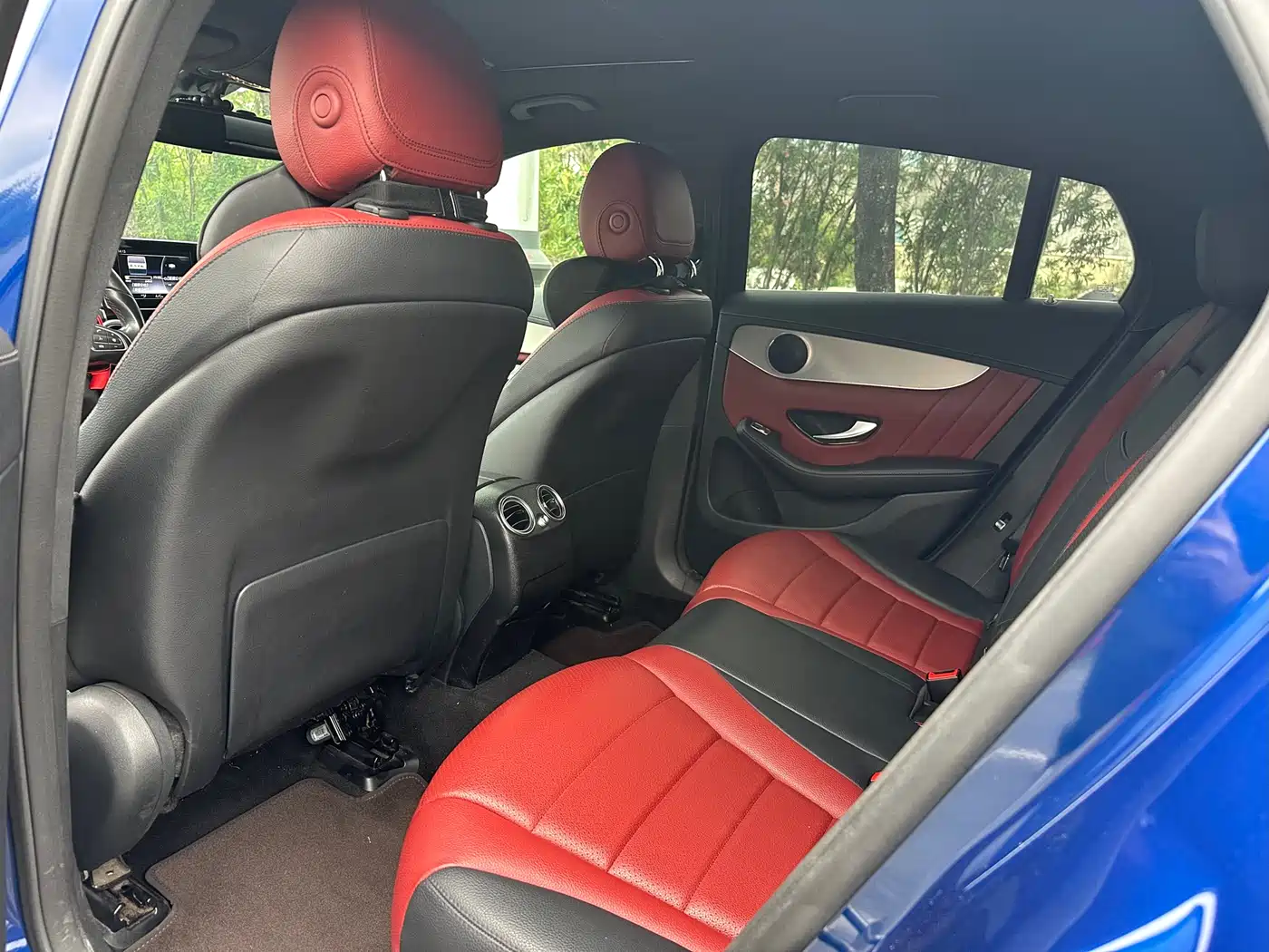 Mercedes-Benz GLC Coupe 2018 GLC 200 4MATIC Coupe SUV фото 5