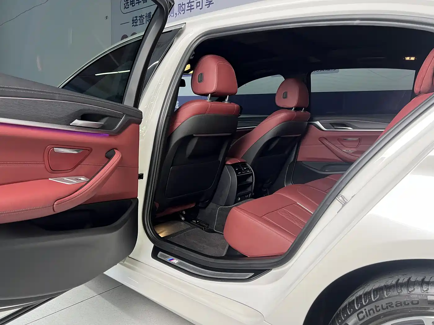 BMW 5 Series 2022 530Li Leading M Sport Package фото 12