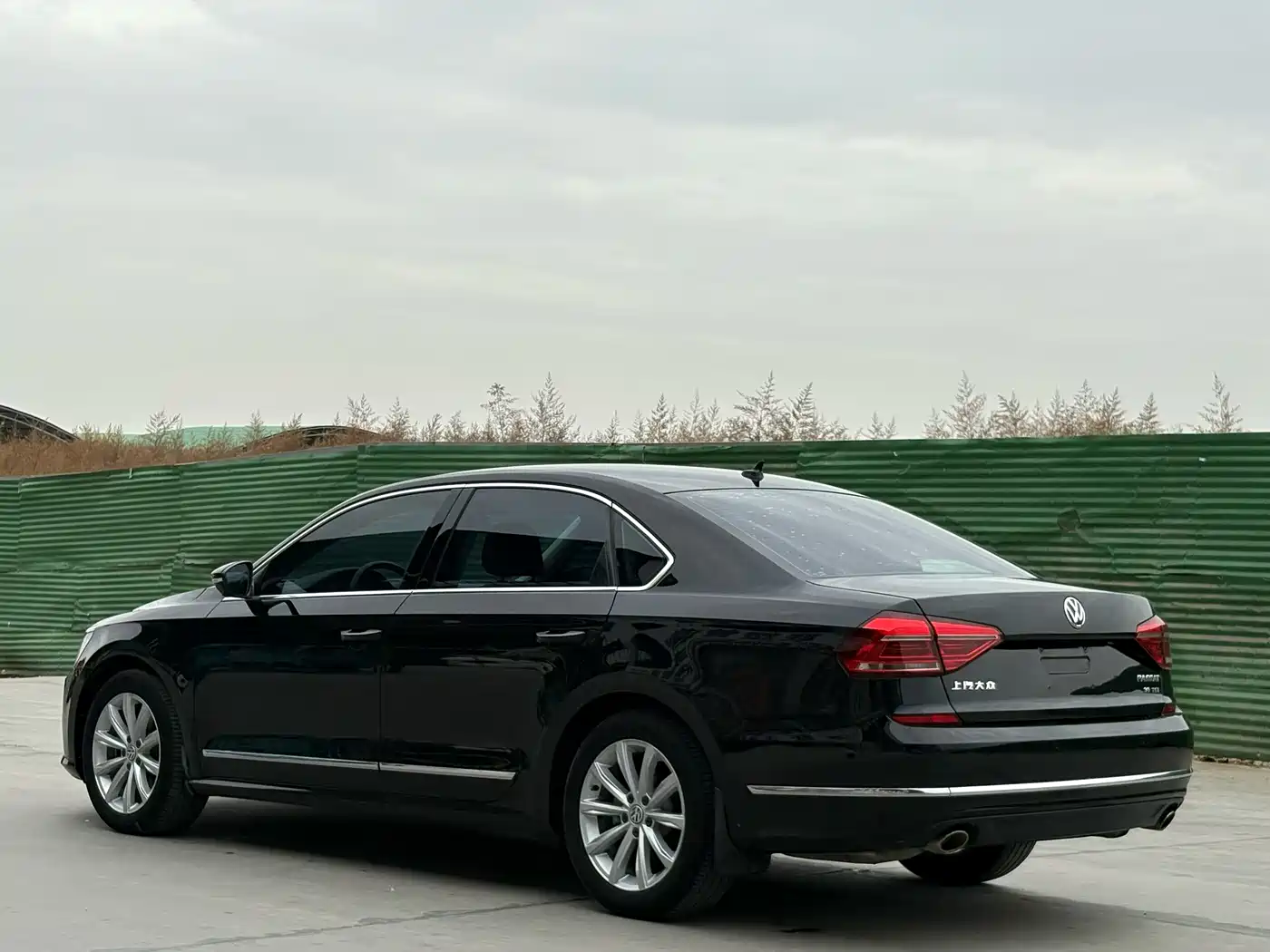 Volkswagen Passat 2016 330TSI DSG Honor Edition фото 4