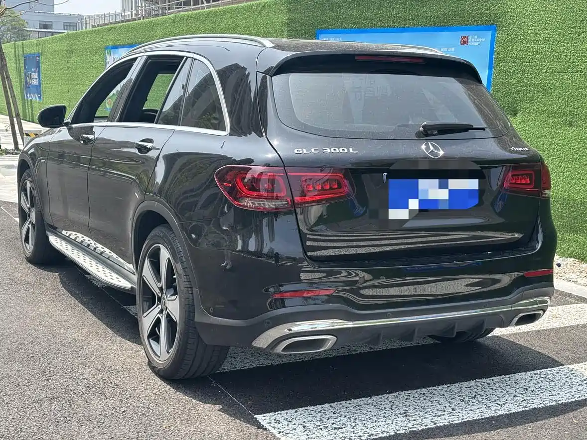 Mercedes-Benz GLC 2022 Model GLC 300 L 4MATIC Luxury Edition фото 13