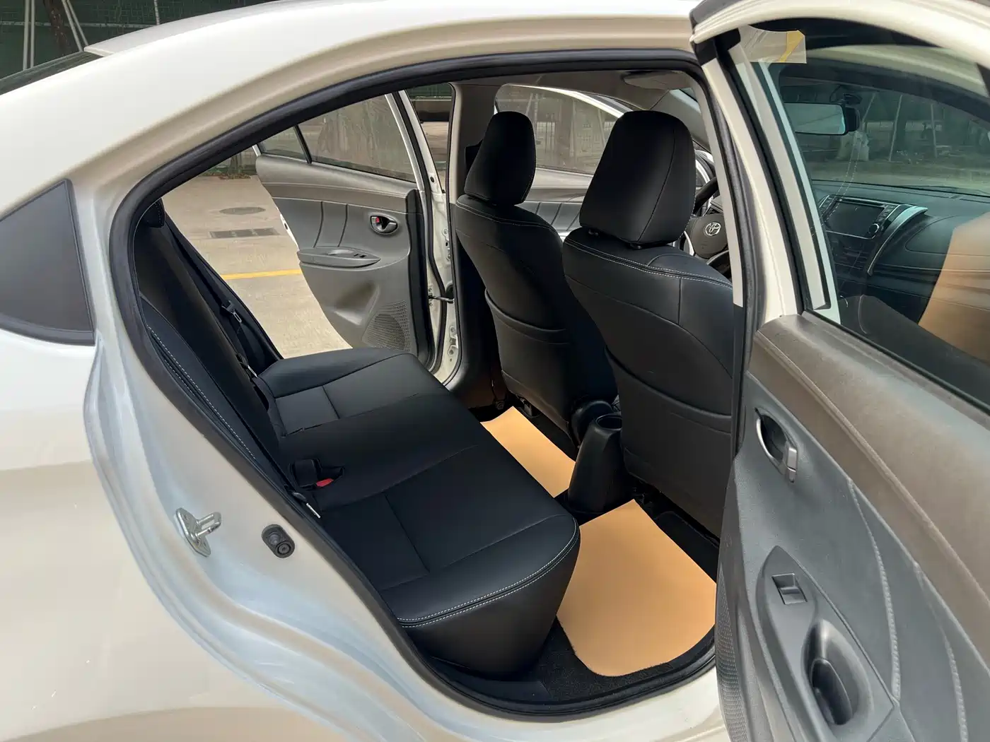 Toyota Vios 2014 1.5L Automatic Wisdom Edition фото 9