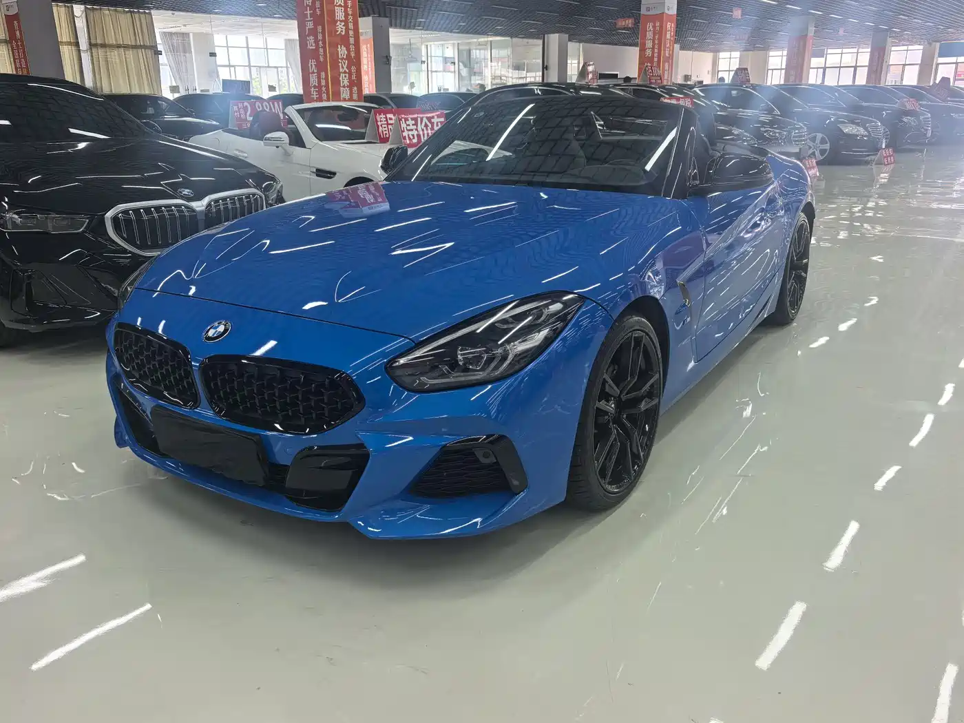 BMW Z4 2023 sDrive 25i M Sport Shadowline Package