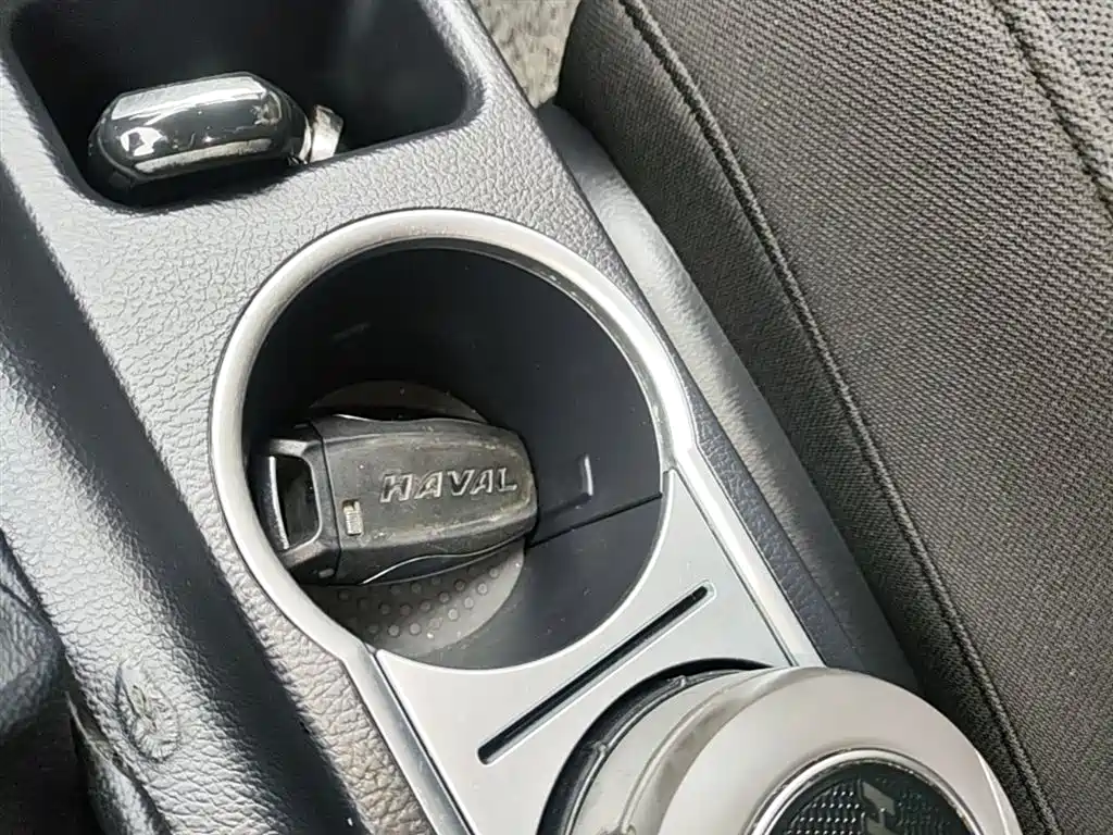 Haval M6 2017 1.5T Automatic 2WD Urban фото 9
