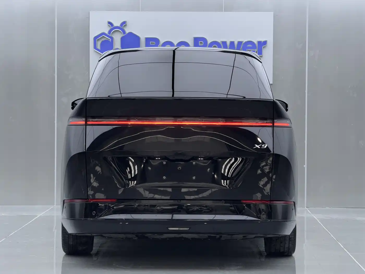 XIAOPENG X9