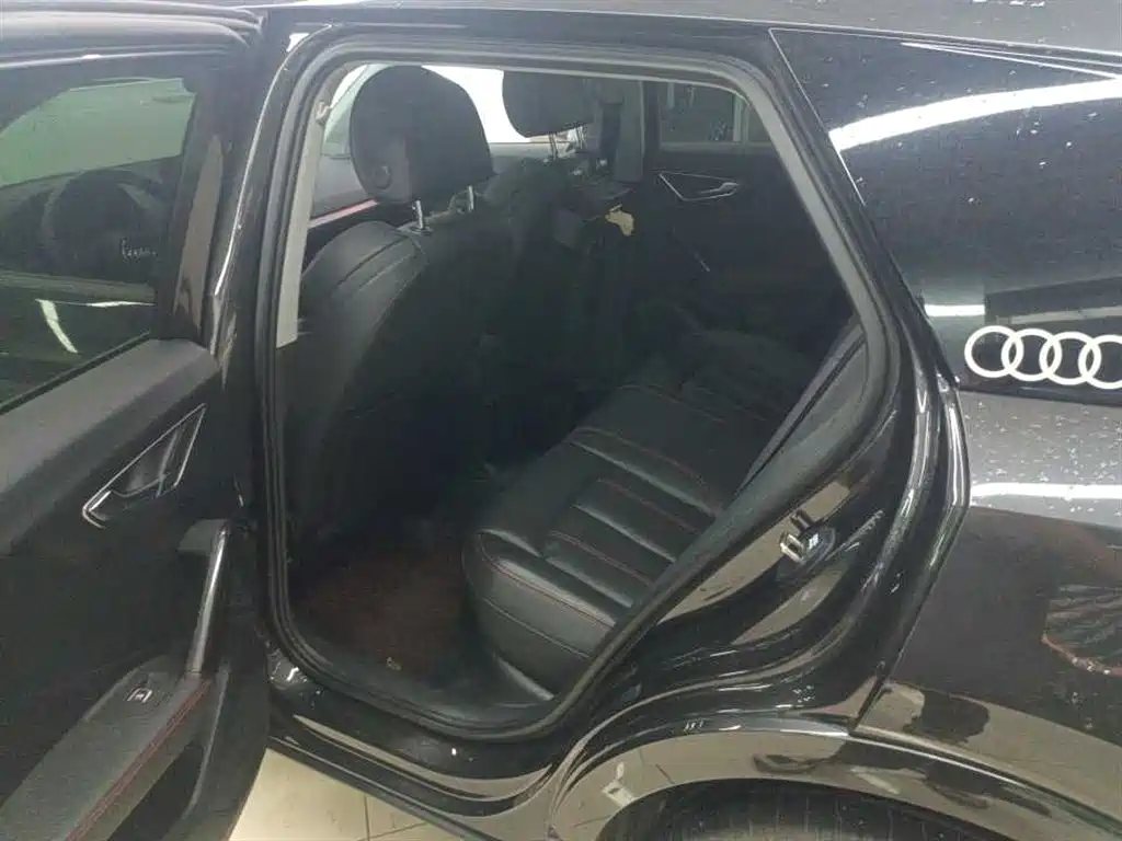Audi Q2L 2024 35TFSI Progressive Sport фото 5