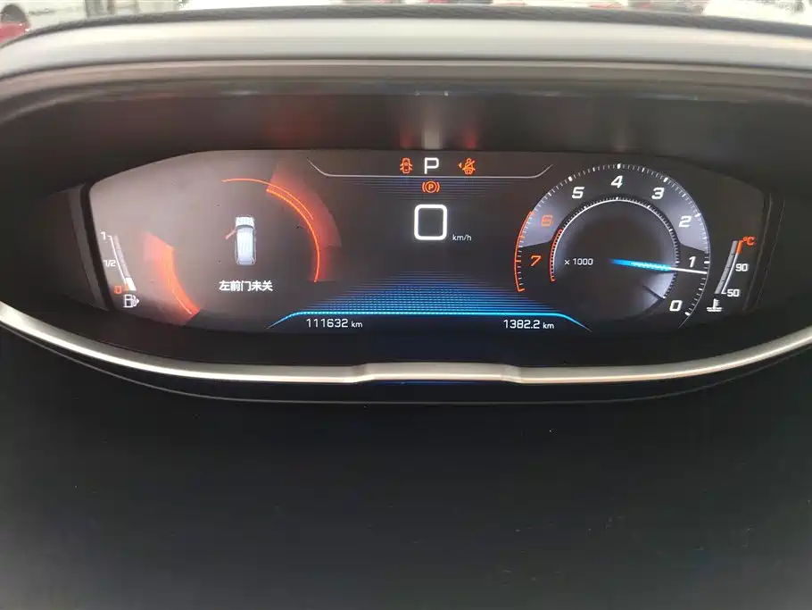 Peugeot 5008 2017 380THP 5-Seat Elite Edition фото 14