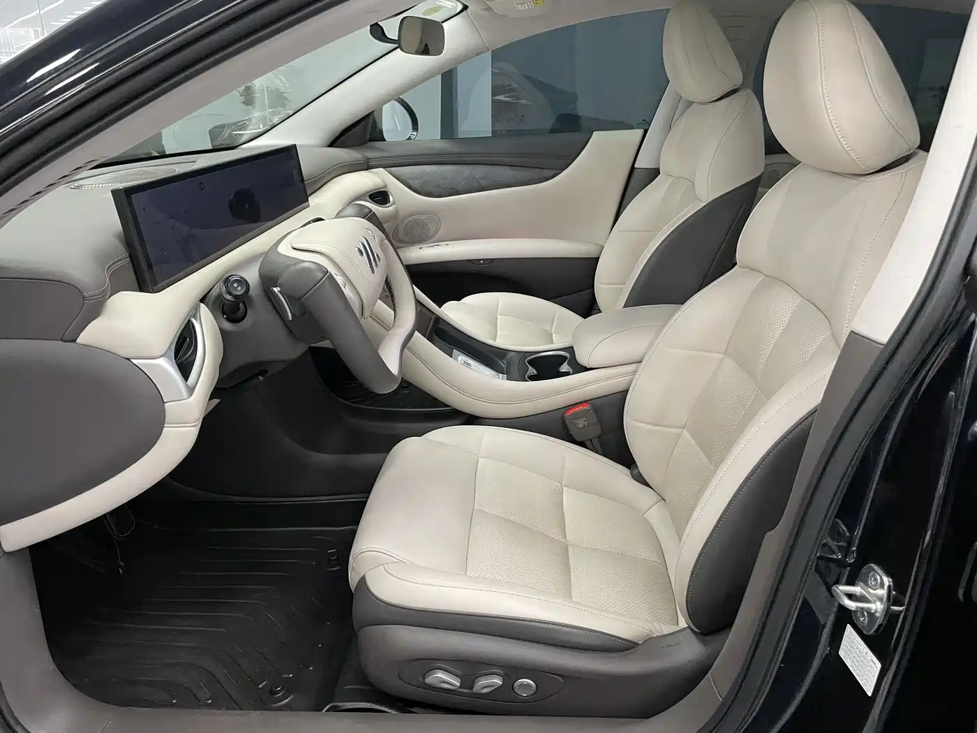 ZHIJI AUTOMOBILE ZHIJI L6