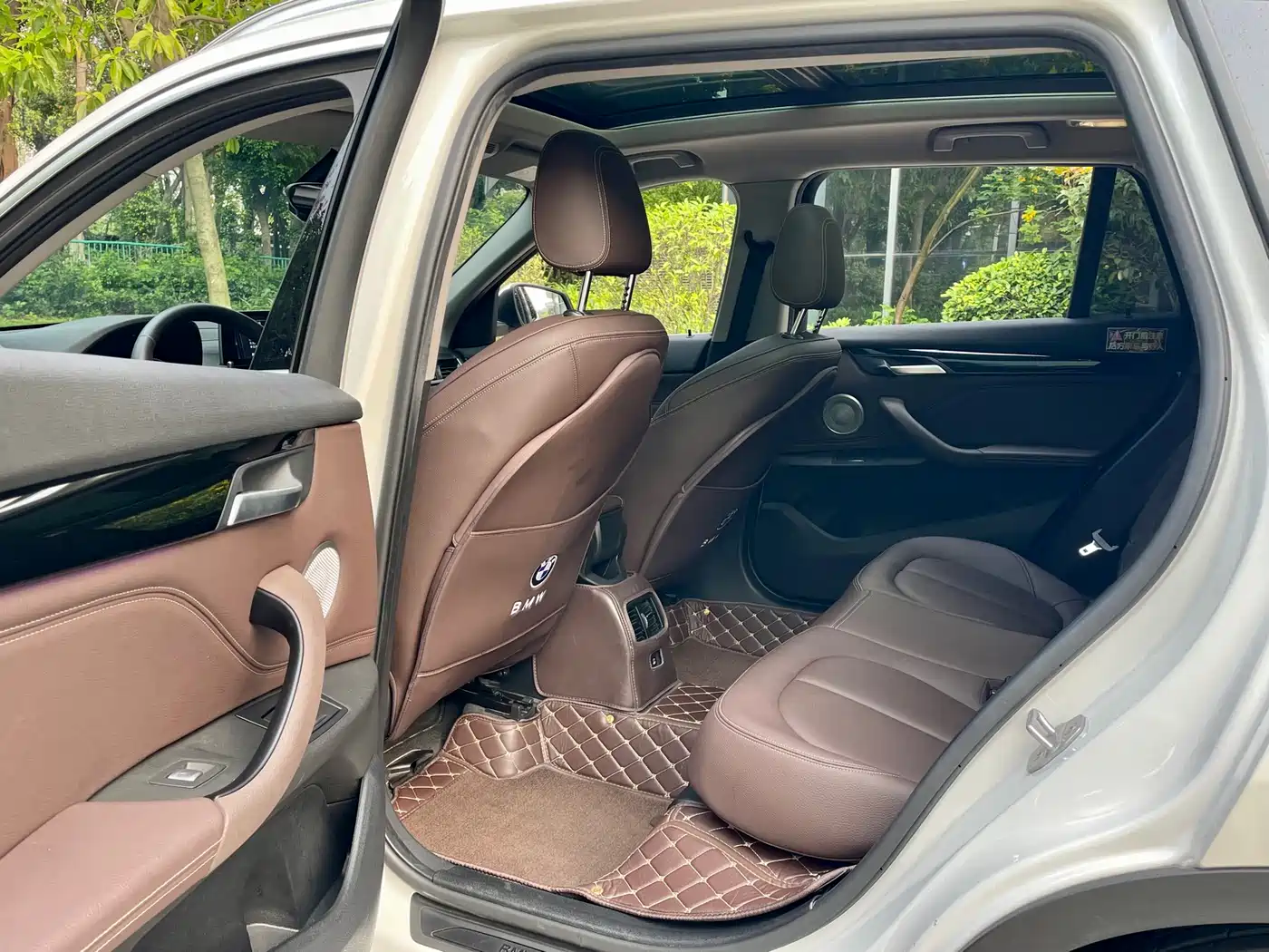 BMW X1 2022 sDrive25Li Leading фото 9