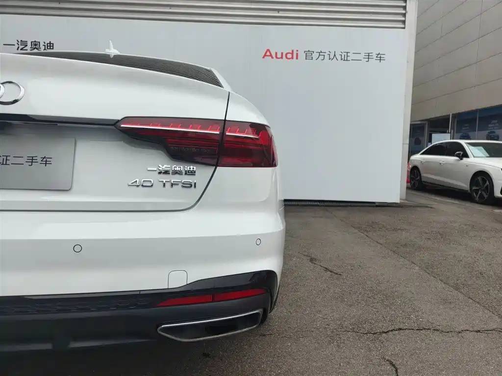 Audi A4L 2024 40 TFSI Luxury Dynamic фото 16
