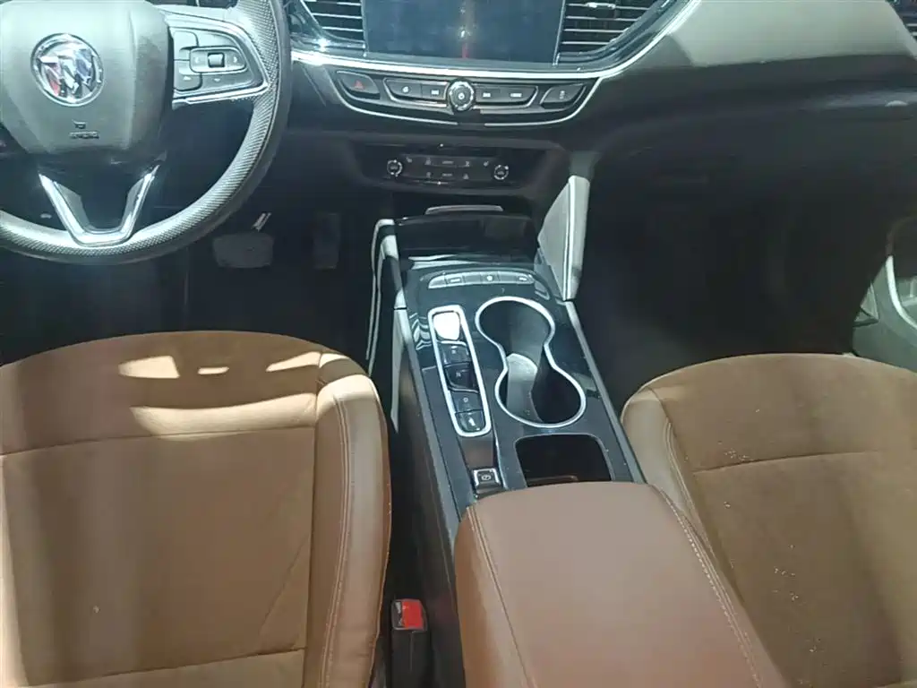 BUICK REGAL