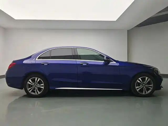Mercedes-Benz C-Class 2018 C 200 L Sport Edition фото 18