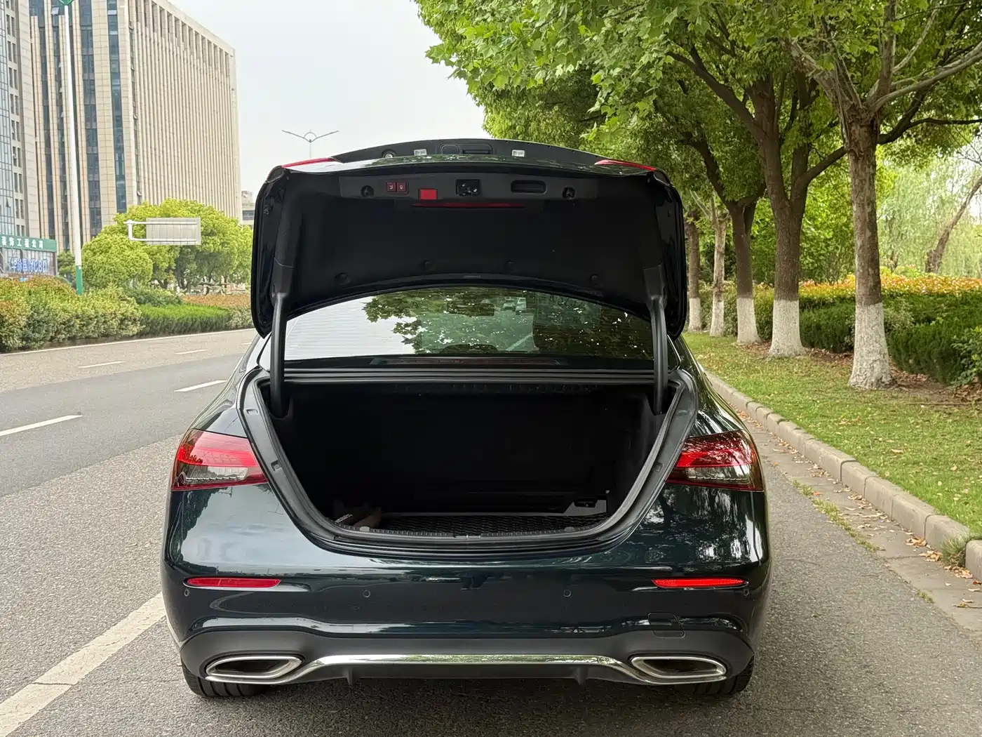 Mercedes-Benz E-Class 2023 Facelift E 260 L Sport фото 9