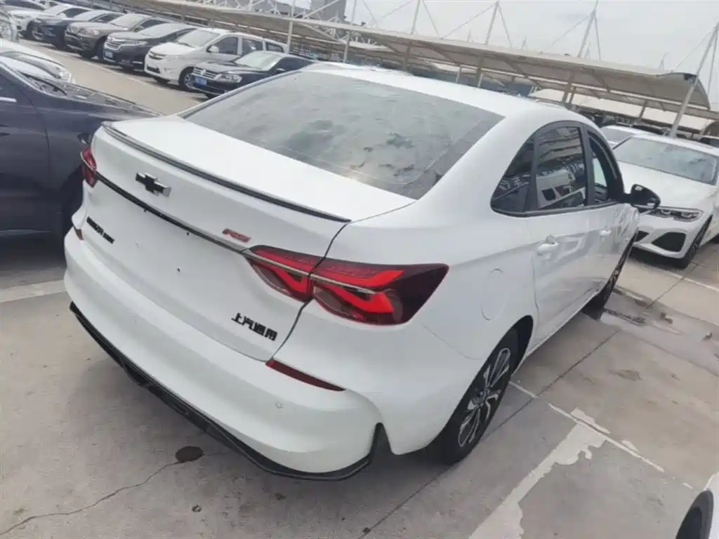 Chevrolet Monza 2022 Mild Hybrid RS 330T Automatic Comfort Edition фото 7