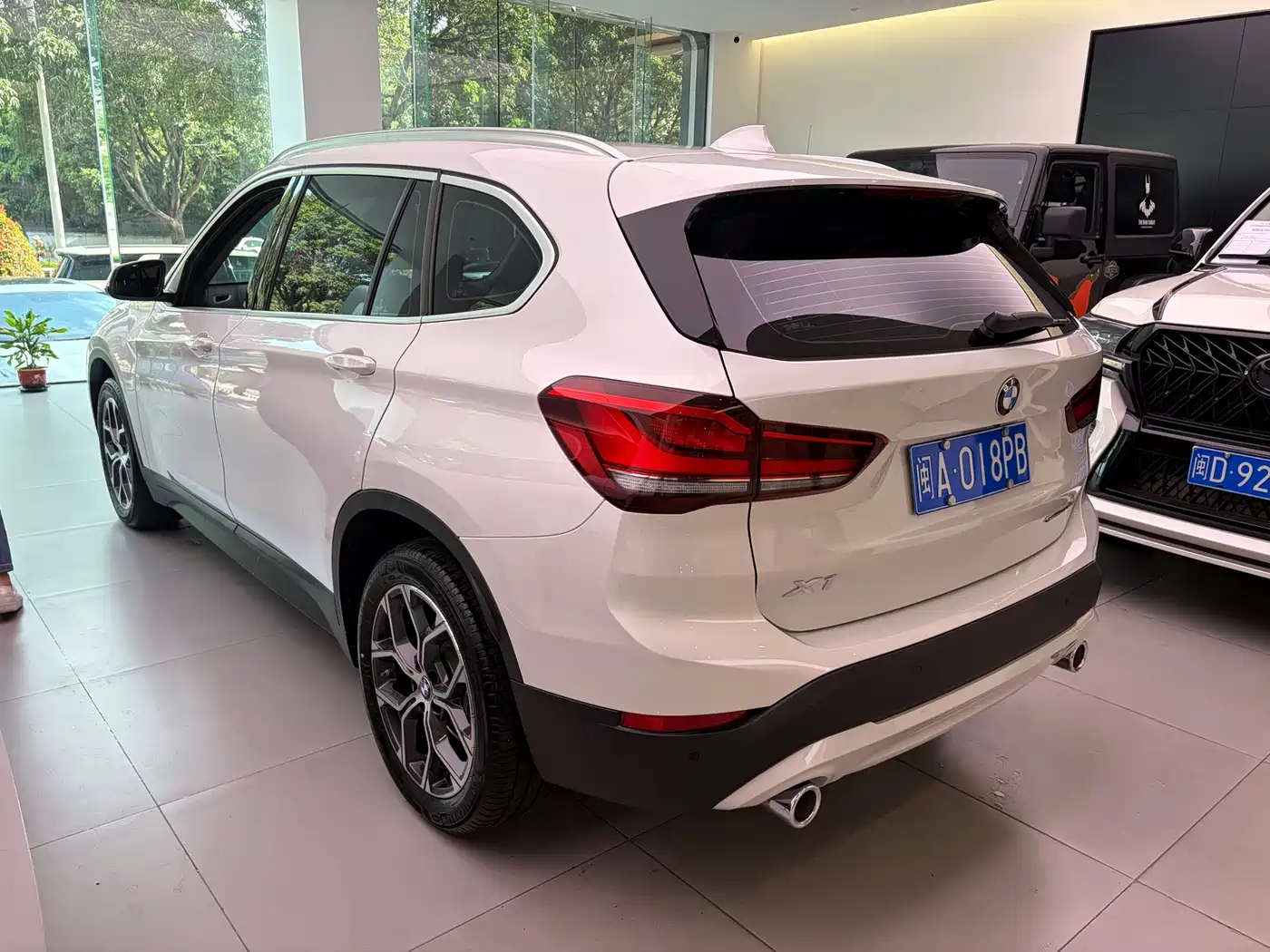 BMW X1 2022 sDrive25Li Leading фото 7