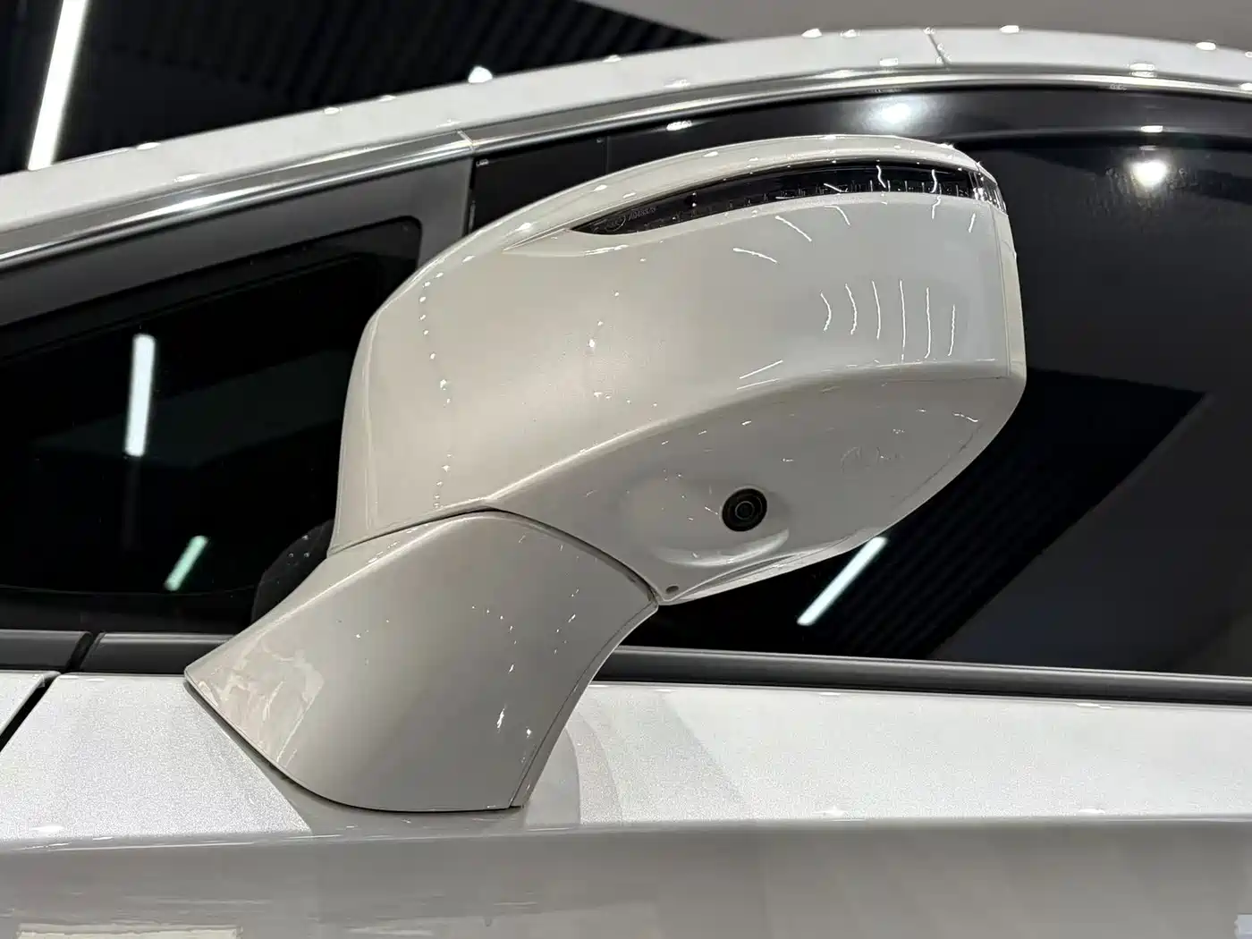 BUICK GL8 NEW ENERGY