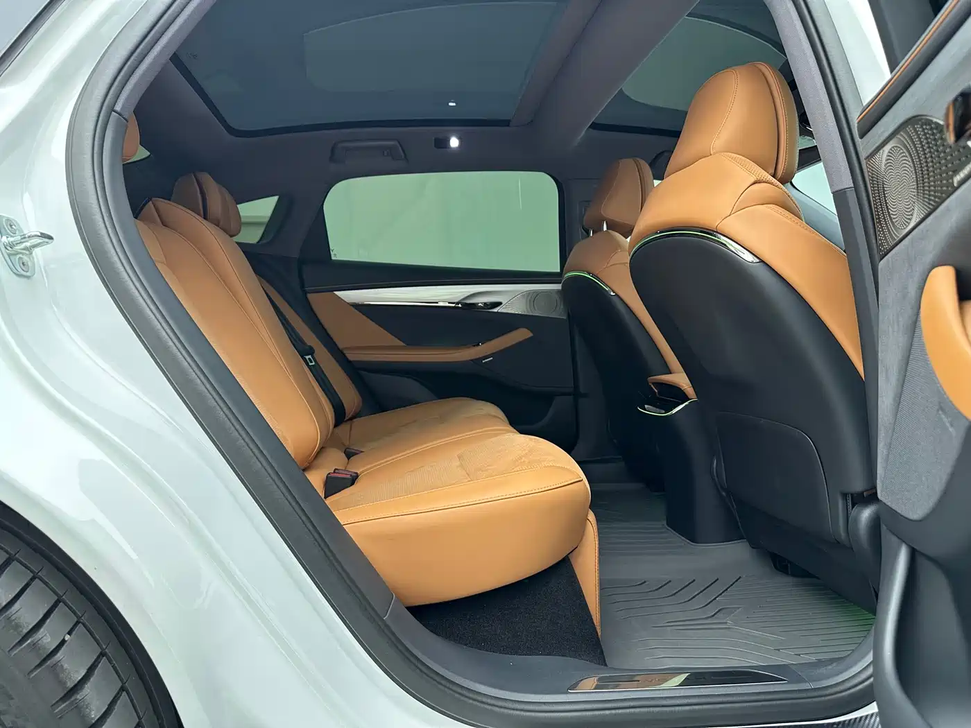 Voyah Auto VOYAH Zhuiguang 2024 PHEV AWD Ultra Long Range Flagship фото 13