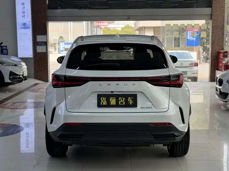 Lexus NX 2022 260 FWD Innovation Edition фото 5