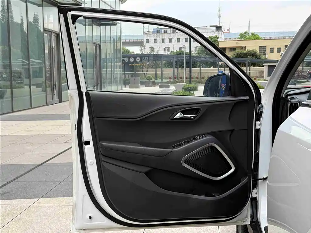 Hyundai Beijing Hyundai ix35 2019 2.0L Automatic 2WD Zhiyong·Smooth Enjoy China VI фото 18