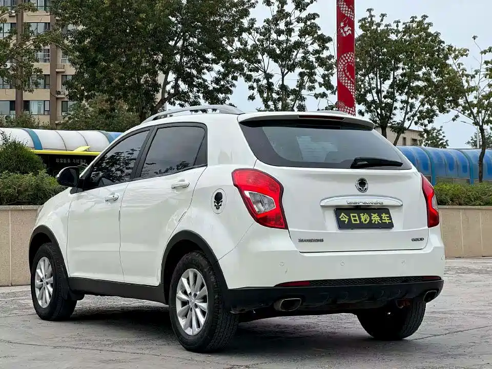 SsangYong Korando 2014 2014 2.0L Gasoline 2WD Automatic Luxury Navigation Edition