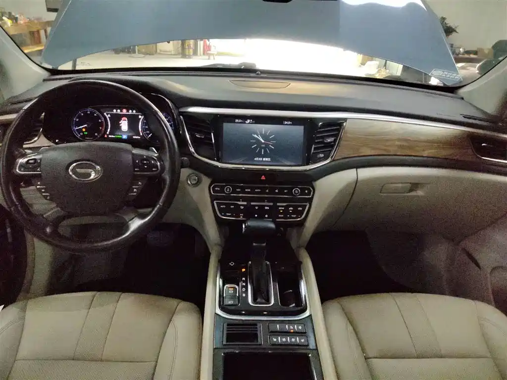 GAC Trumpchi Trumpchi GS8 2017 320T 2WD Luxury Smart Connect (7-seater) фото 6
