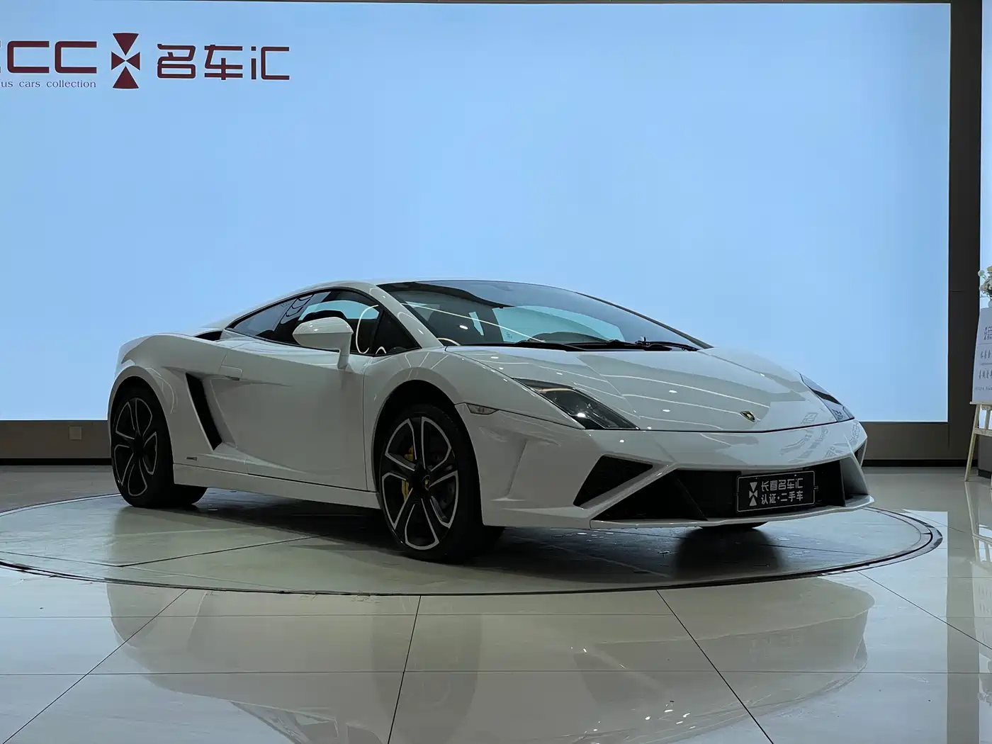 Lamborghini Gallardo 2011 Lamborghini Gallardo LP 560-4 Bicolore фото 3