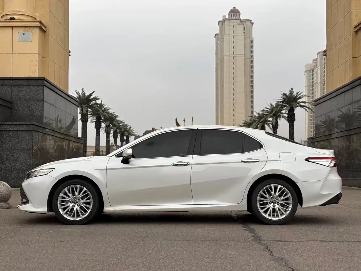 Toyota Camry 2019 2.5G Luxury (China V) фото 2