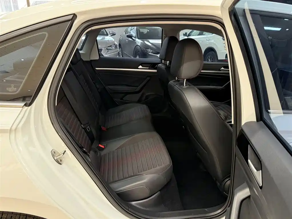 Volkswagen Lavida 2023 280TSI DSG Starlight Comfort Edition фото 22