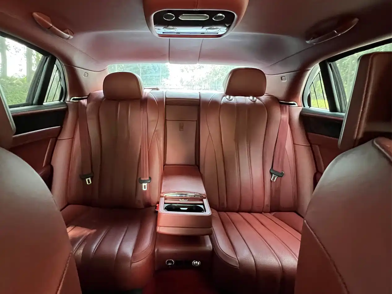 Photo 9 - Bentley Flying Spur