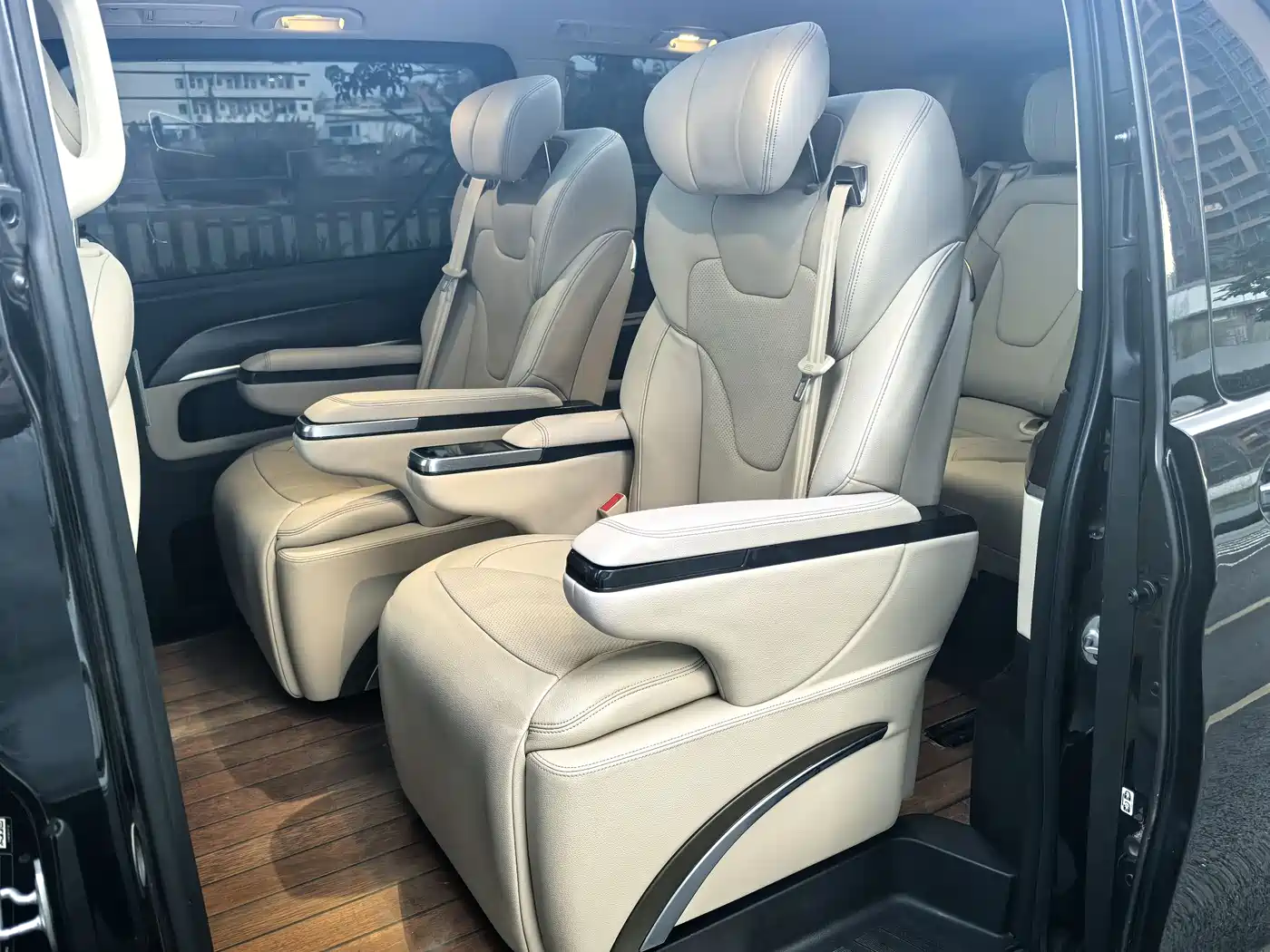 Mercedes-Benz V-Class 2021 V 260 Pilot Edition фото 15