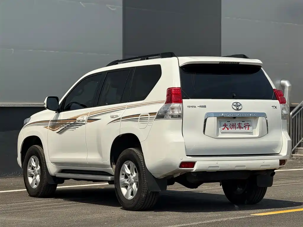 Toyota Prado 2010 4.0L Automatic TX-L фото 8