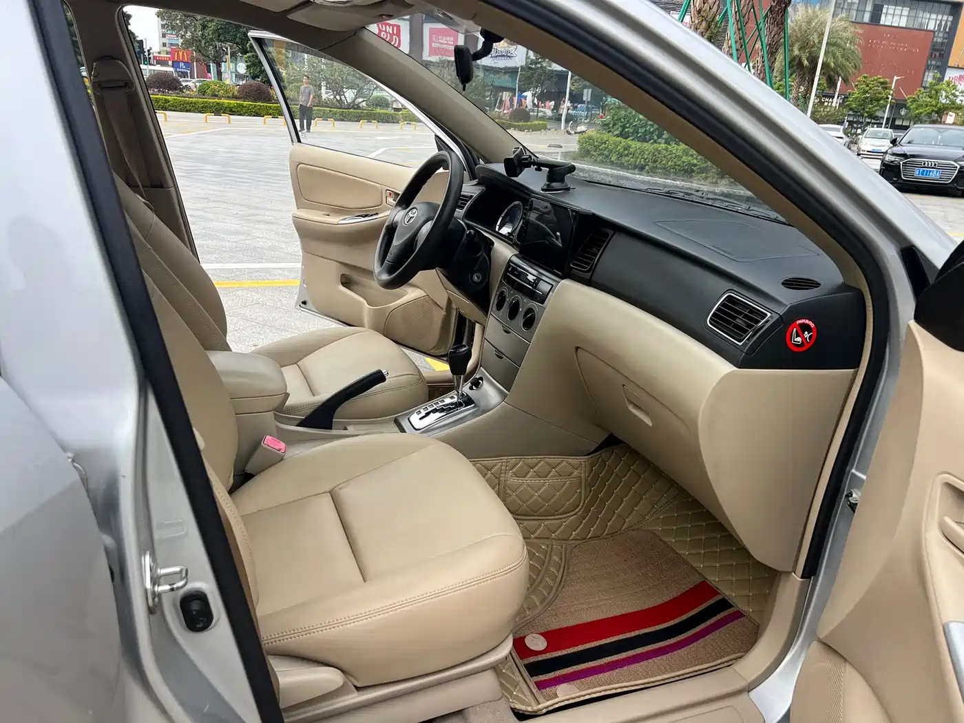 Toyota Corolla 2013 1.6L Automatic Excellence Edition фото 12