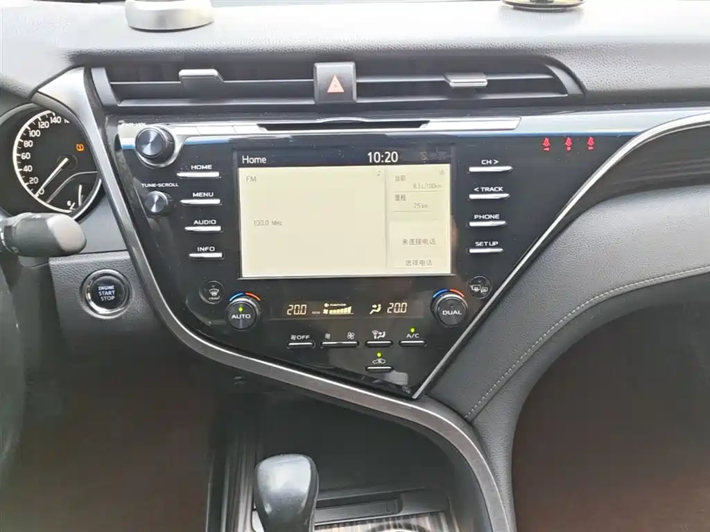 Toyota Camry 2018 2.5G Luxury Edition фото 13