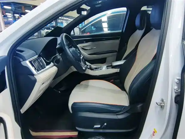 BYD Song PLUS PHEV 2021 DM-i 51KM Honor фото 15