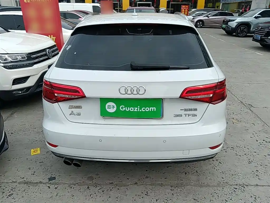 Audi A3 2018 30th Anniversary Sportback 35 TFSI Style фото 6