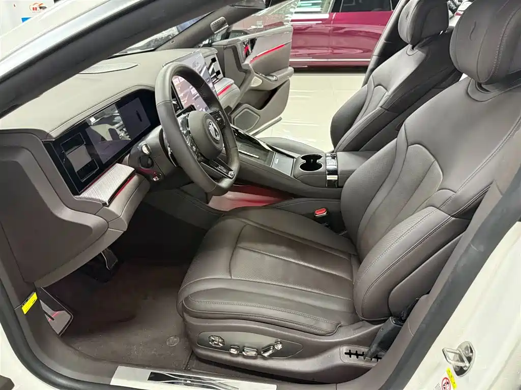 Denza Z9 2024 Model 1100km AWD Max Edition фото 18