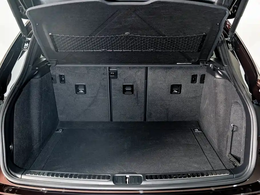 Porsche Macan 2018 Macan 2.0T фото 24