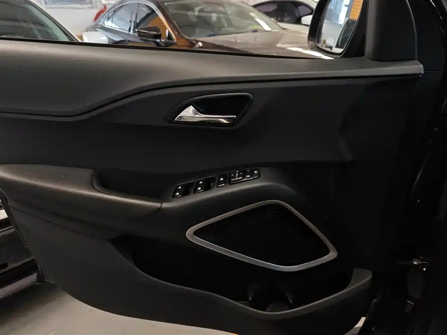 Hyundai Beijing Hyundai ix35 2018 2.0L Automatic 2WD Zhiyong·Enjoyment Edition фото 7