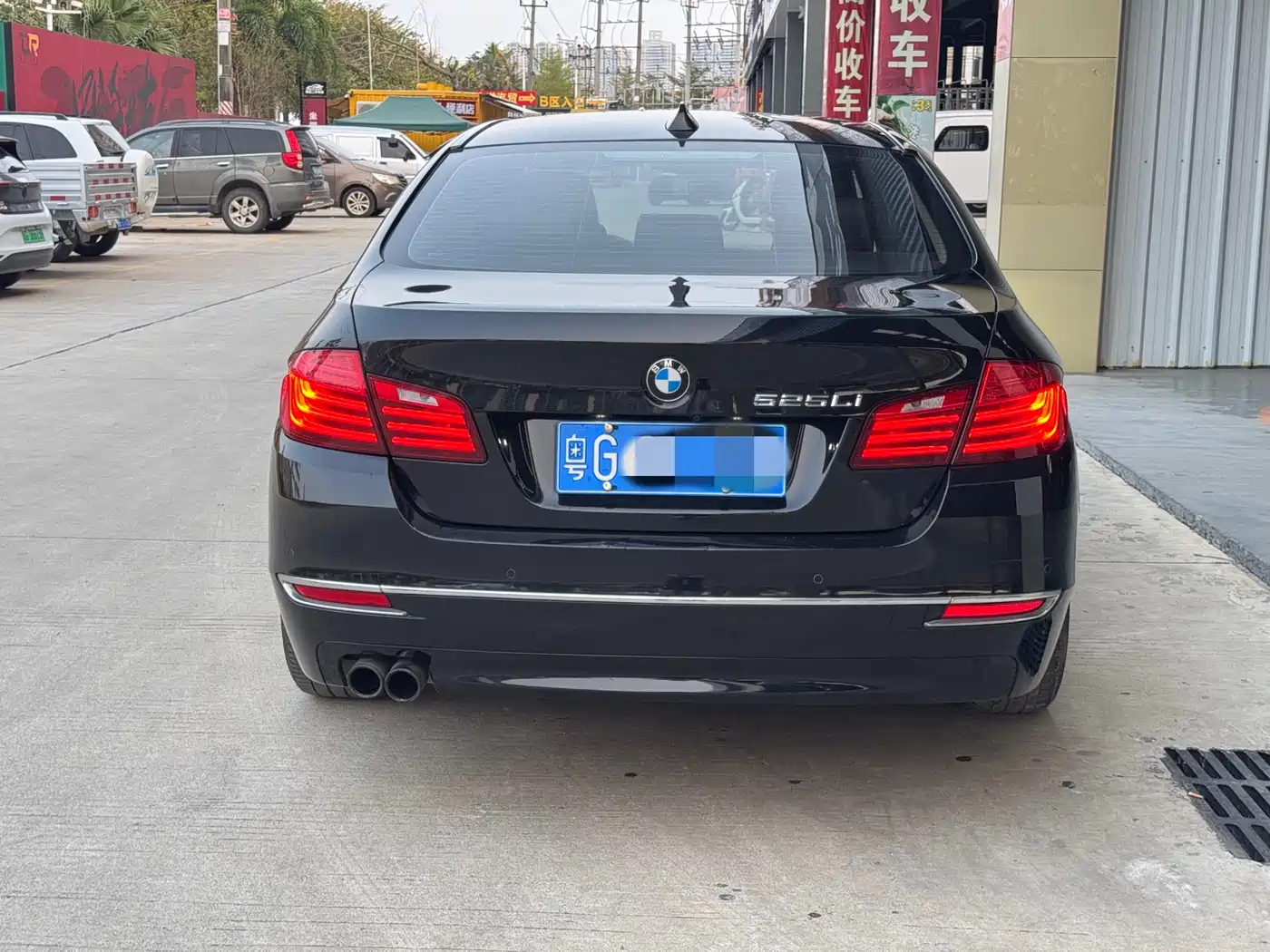BMW 5 Series 2014 525Li Leading фото 3