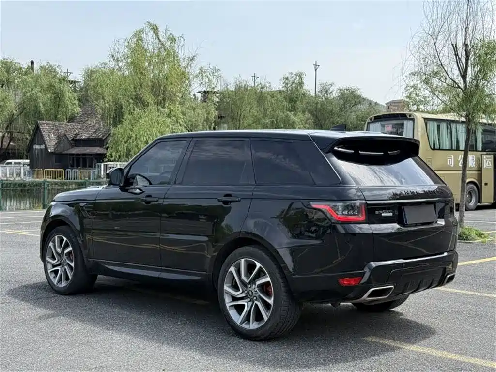 Land Rover Range Rover Sport 2018 3.0 SC V6 Fashion Genesis DYNAMIC фото 8