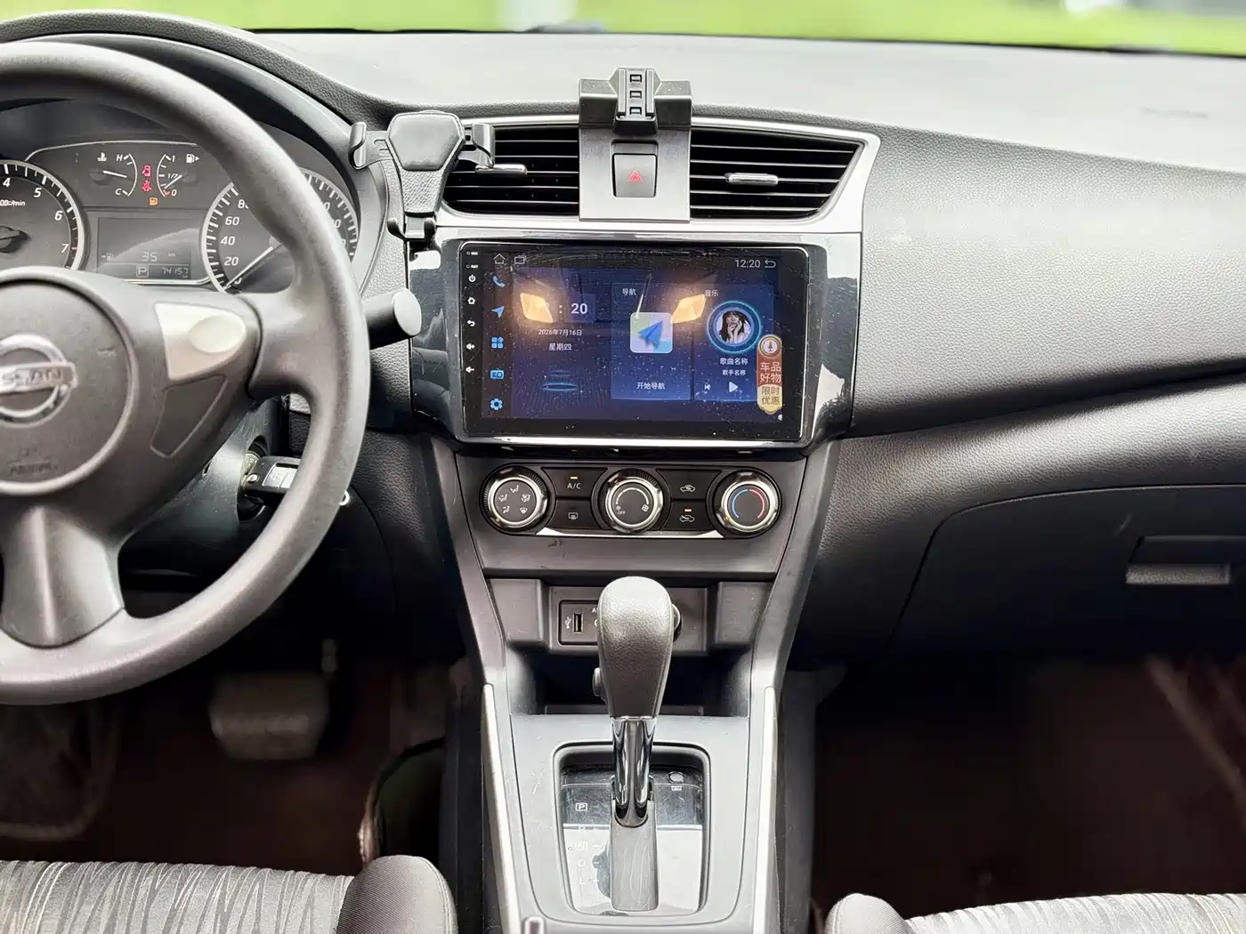 Фото 10 - Nissan Sylphy