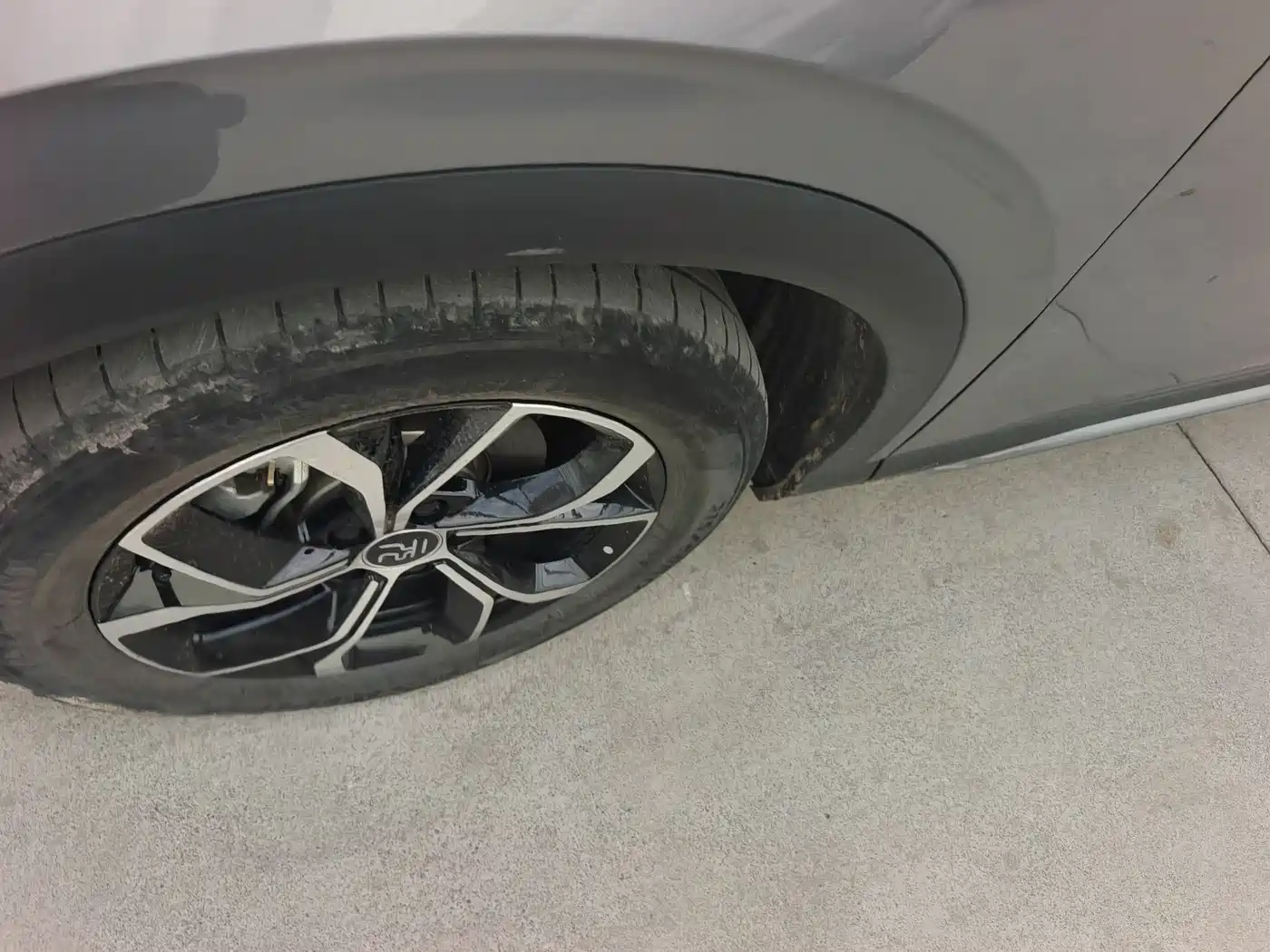 BYD Yuan PLUS 2024 Glory Edition 510KM Leading фото 5