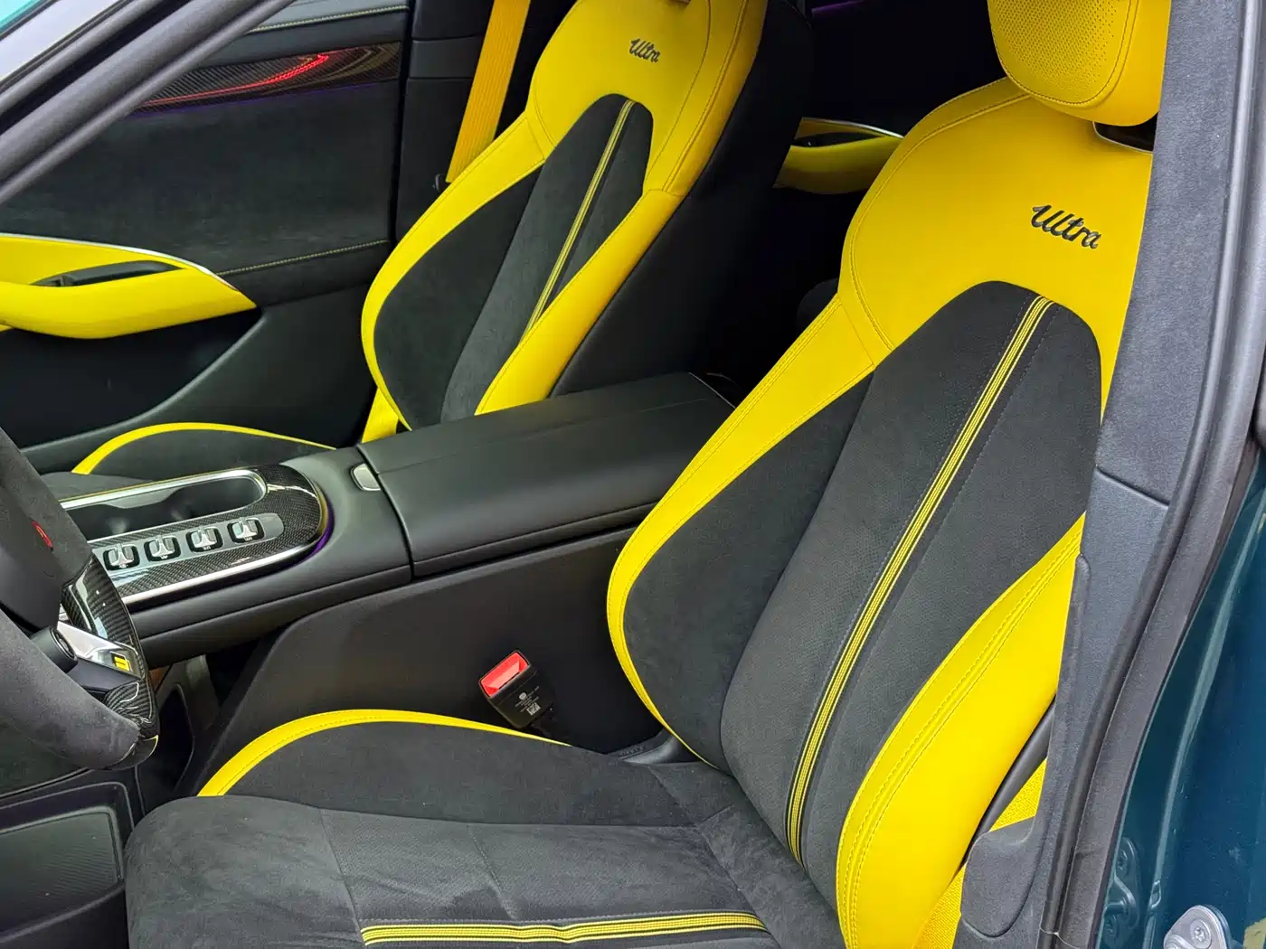 XIAOMI CAR XIAOMI SU7 ULTRA