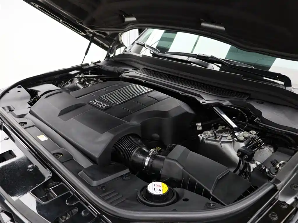 Land Rover Range Rover Sport 2014 3.0 SC V6 HSE фото 24