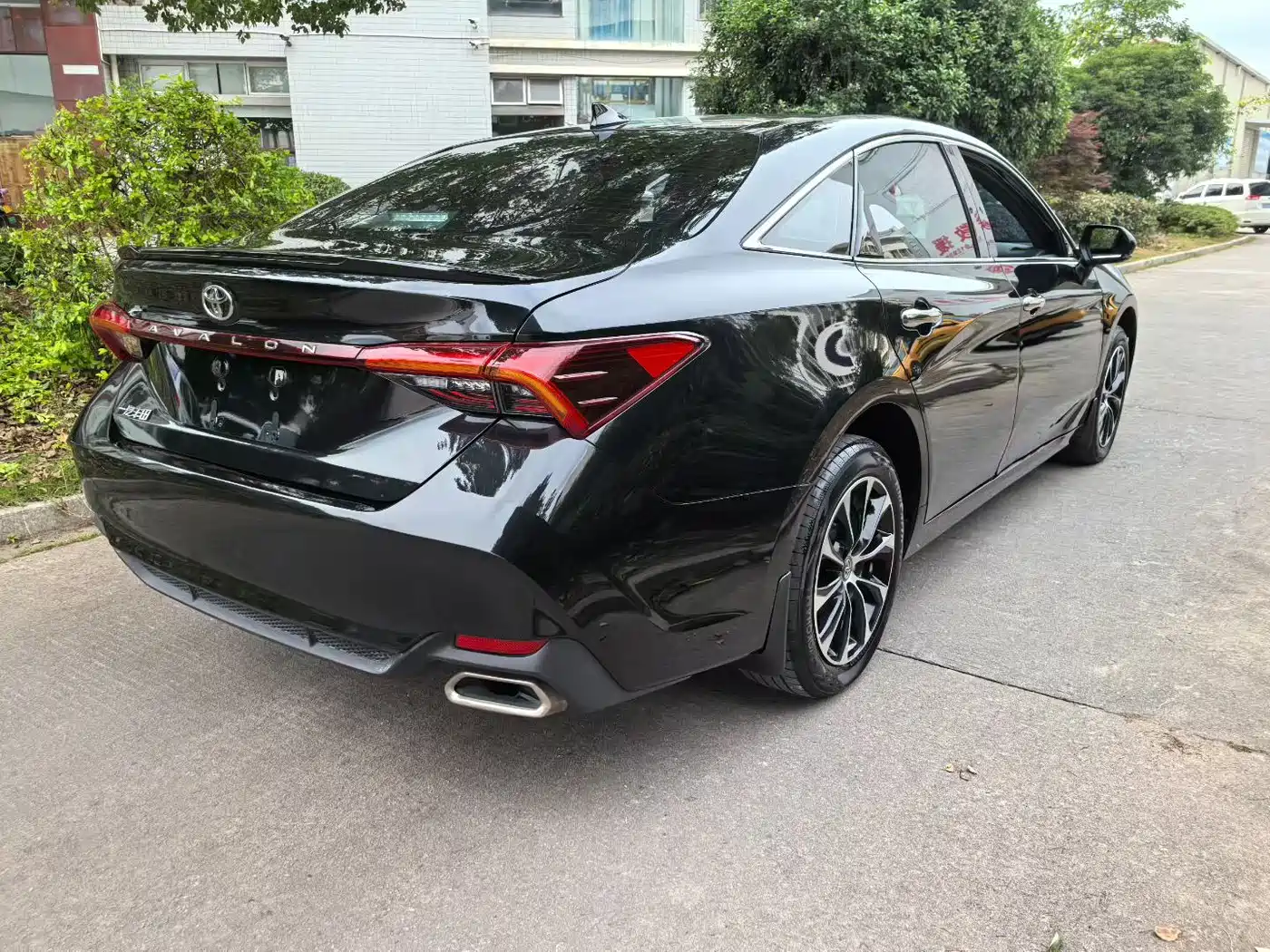 Toyota Avalon 2023 2.5L Luxury Edition фото 9