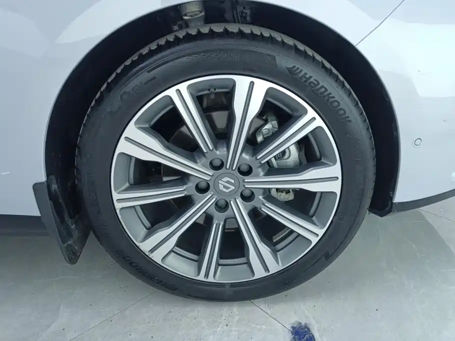 Leapmotor C01 2025 2024 Extended Range 216 Premium Edition