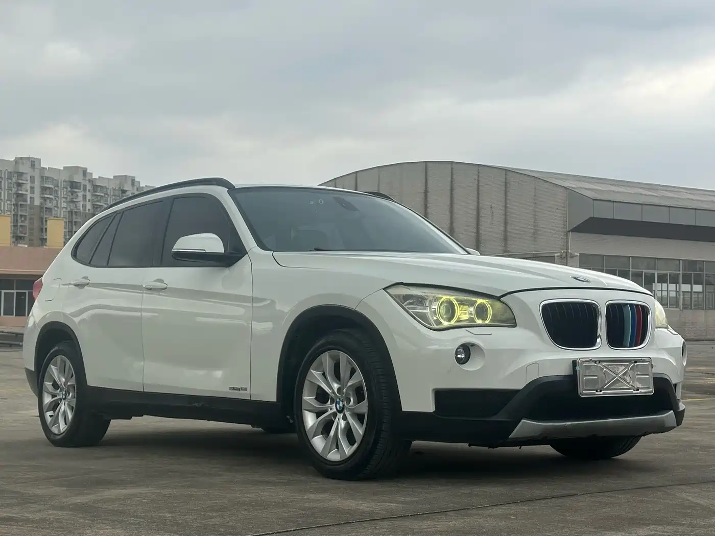 BMW X1 2013 sDrive18i Leading фото 3